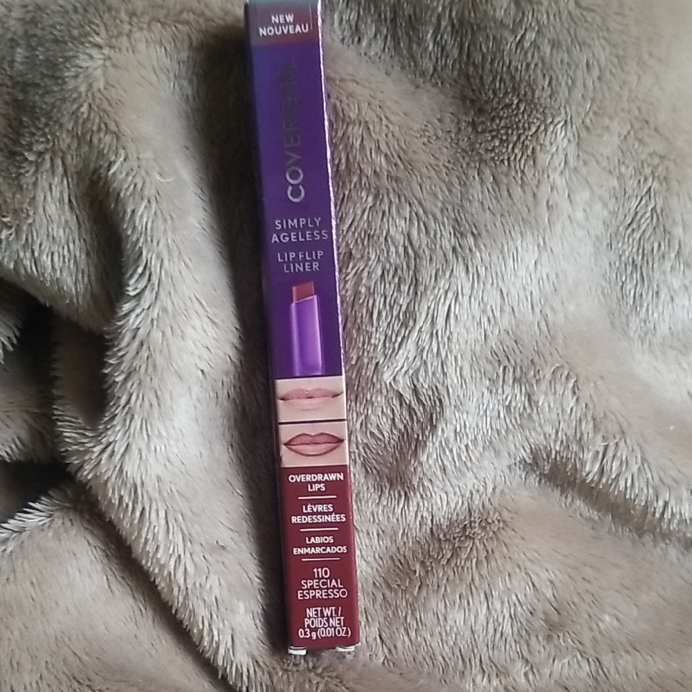 COVERGIRL Special Espresso 110 Simply Ageless Lip Flip Liner